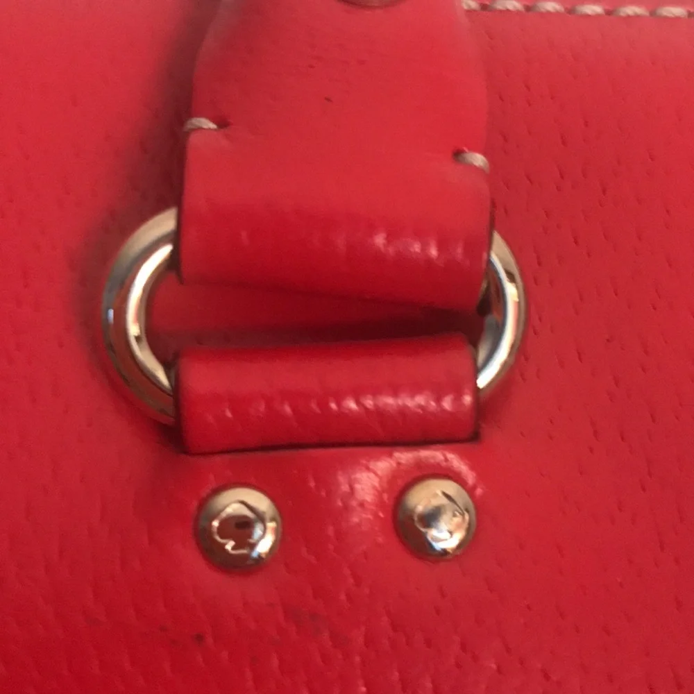 Kate ♠️ Wellesley Quinn Bag in red geranium)Tote - Picture 9 of 15